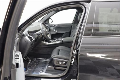 2026 BMW X7 M60i