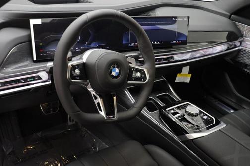 2026 BMW 760 xDrive