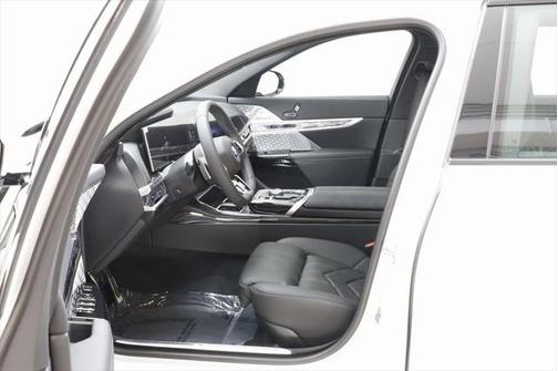 2025 BMW i7 xDrive60