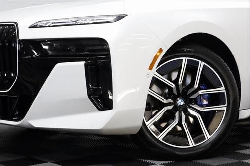 2025 BMW i7 xDrive60