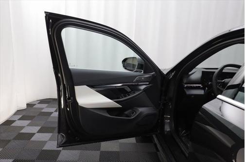 2025 BMW i5 xDrive40