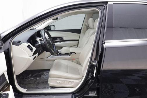 2016 Acura RLX Technology Package