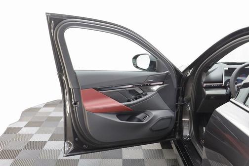 2026 BMW i5 xDrive40