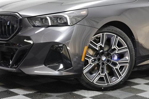 2026 BMW i5 xDrive40