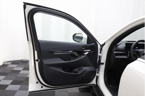 2025 BMW i5 xDrive40