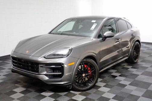 2026 Porsche Cayenne GTS