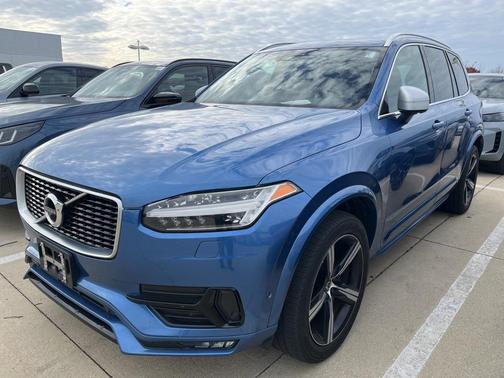 2016 Volvo XC90 T6 R-Design