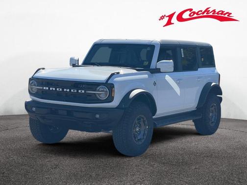 Oxford White 2025 Ford Bronco Outer Banks