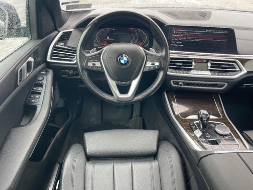 Jet Black 2020 BMW X5 xDrive40i
