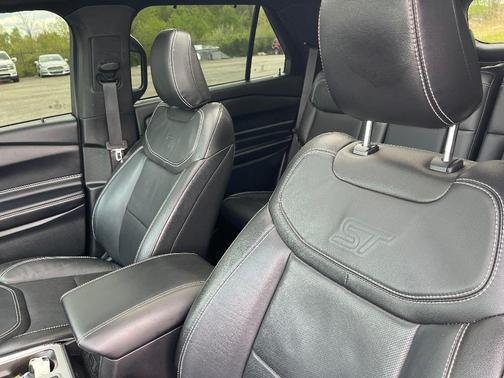 Carbonized Gray Metallic 2021 Ford Explorer ST