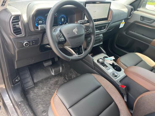 Carbonized Gray Metallic 2026 Ford Bronco Sport Outer Banks