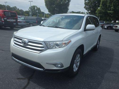 Blizzard Pearl 2011 Toyota Highlander SE