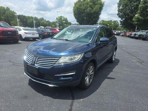 Midnight 2015 Lincoln MKC Base