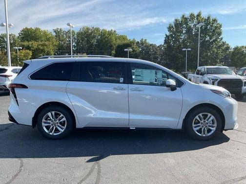 Wind Chill Prl 2026 Toyota Sienna Limited