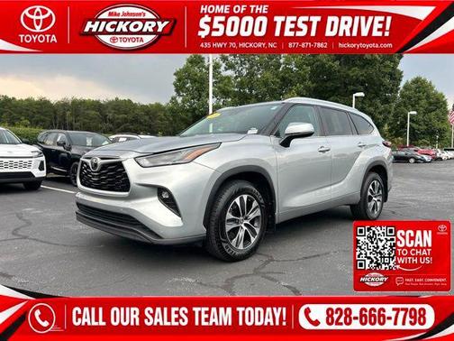 Celestial Silver Metallic 2024 Toyota Highlander XLE