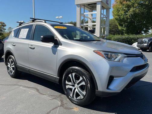 Silver Sky Metallic 2018 Toyota RAV4 LE