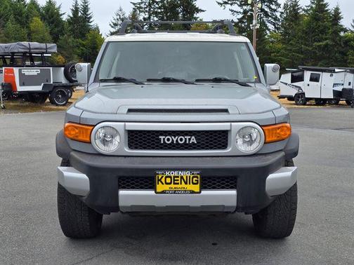 2014 Toyota FJ Cruiser Base