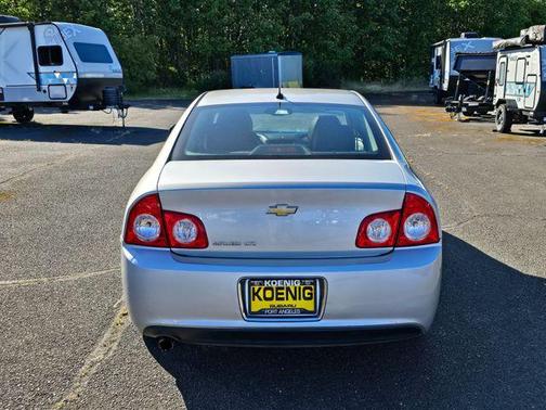 Silver Ice Metallic 2011 Chevrolet Malibu LTZ