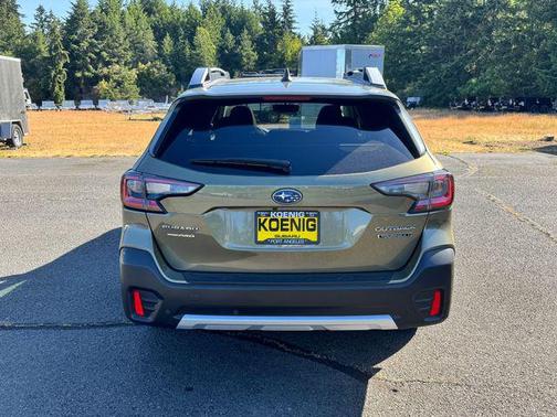 Autumn Green Metallic 2022 Subaru Outback Touring XT