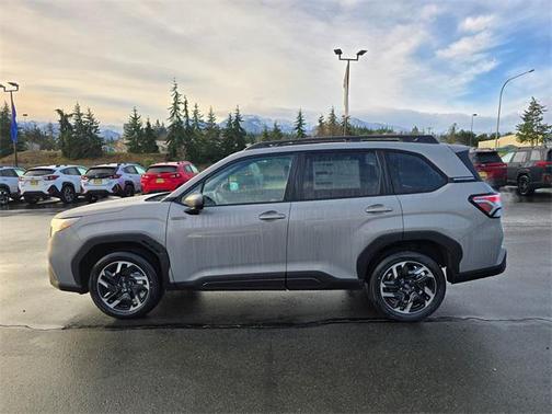 2025 Subaru Forester Hybrid Premium