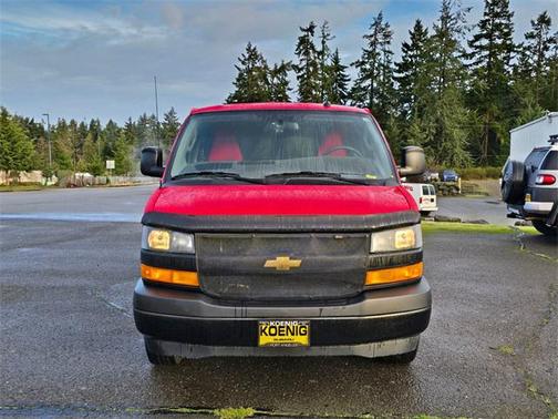 2024 Chevrolet Express 3500 LS