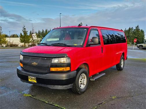 2024 Chevrolet Express 3500 LS
