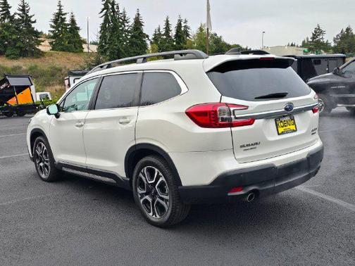 Crystal White Pearl 2023 Subaru Ascent Limited 8-Passenger