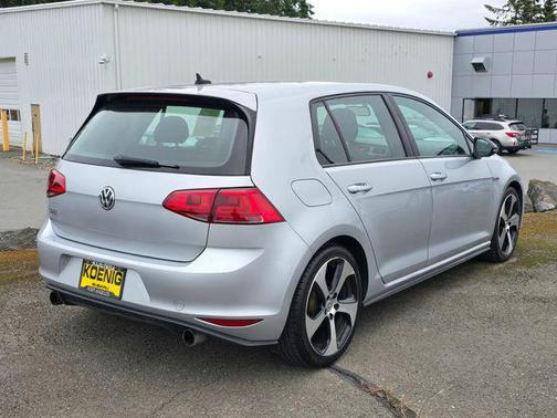 2016 Volkswagen Golf GTI 2.0T S 4-Door