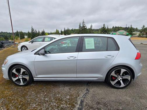2016 Volkswagen Golf GTI 2.0T S 4-Door