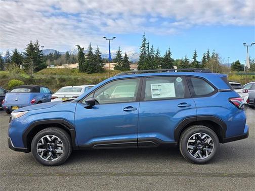 2025 Subaru Forester Base