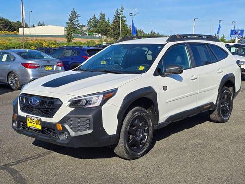 Crystal White Pearl 2024 Subaru Outback Wilderness