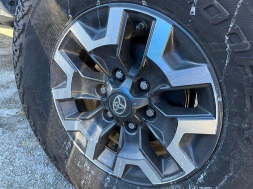 2019 Toyota Tacoma TRD Off Road