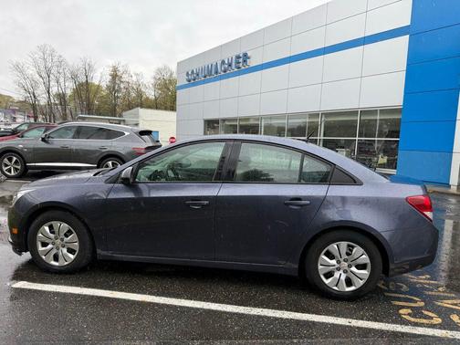 Atlantis Blue Metallic 2013 Chevrolet Cruze LS