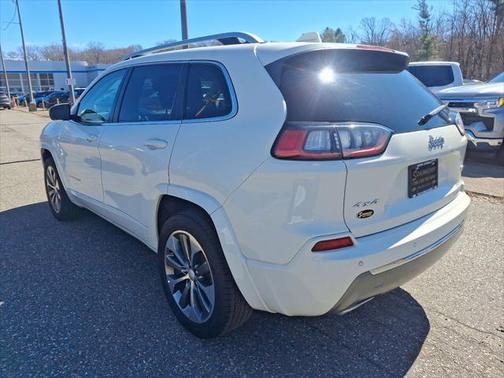 2019 Jeep Cherokee Overland