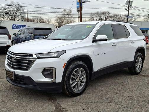 2024 Chevrolet Traverse LT Cloth