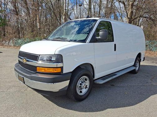 Summit White 2024 Chevrolet Express 2500 RWD 2500 Regular Wheelbase WT