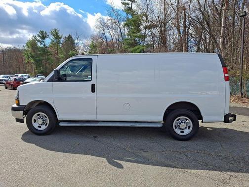 Summit White 2024 Chevrolet Express 2500 RWD 2500 Regular Wheelbase WT