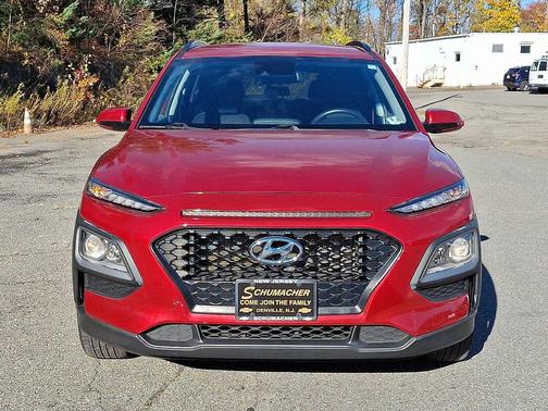 2021 Hyundai KONA SEL