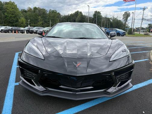 2026 Chevrolet Corvette Stingray w/2LT