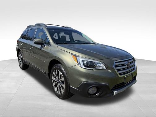Wilderness Green Metallic 2017 Subaru Outback 2.5i Limited