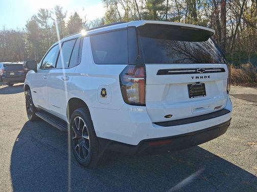 2023 Chevrolet Tahoe 4WD RST