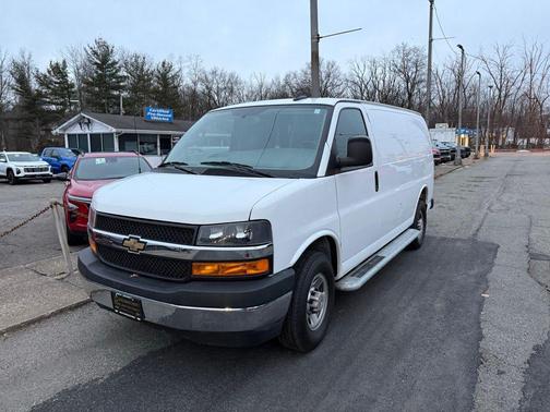 2024 Chevrolet Express 2500 RWD 2500 Regular Wheelbase WT