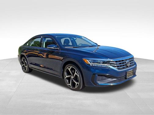 Blue Metallic 2020 Volkswagen Passat 2.0T R-Line