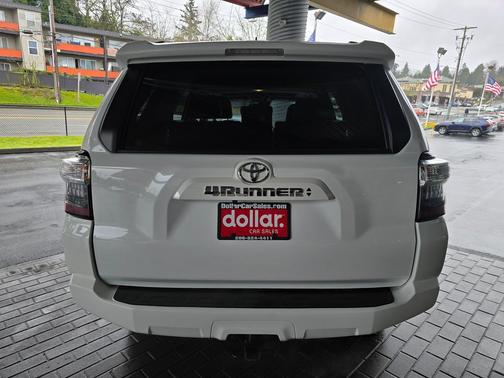 2024 Toyota 4Runner SR5 Premium