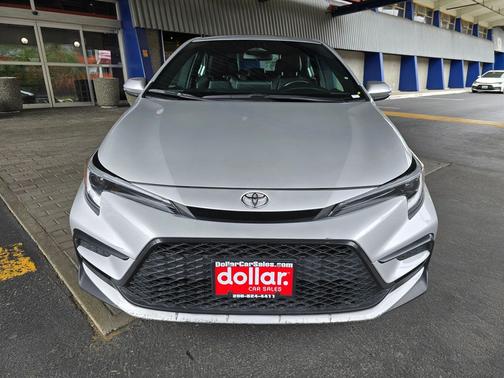 Classic Silver Metallic 2024 Toyota Corolla XSE