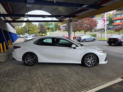 2024 Toyota Camry XLE