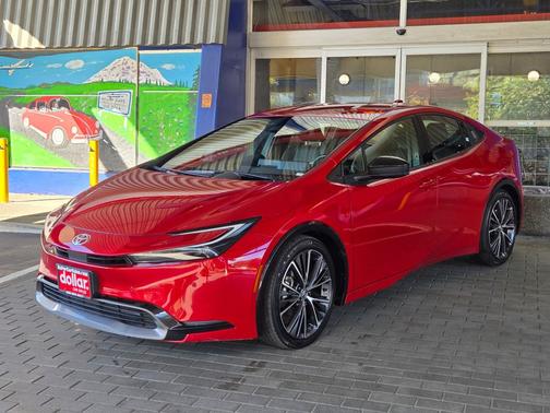 2023 Toyota Prius XLE