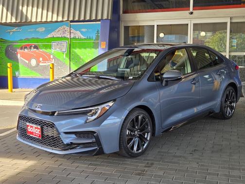 2024 Toyota Corolla Hybrid SE