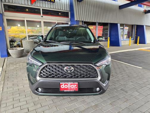 2024 Toyota Corolla Cross XLE