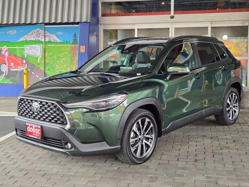 2024 Toyota Corolla Cross XLE